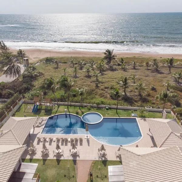 Village Summer Ville Pé na Areia, hotel em Itacimirim