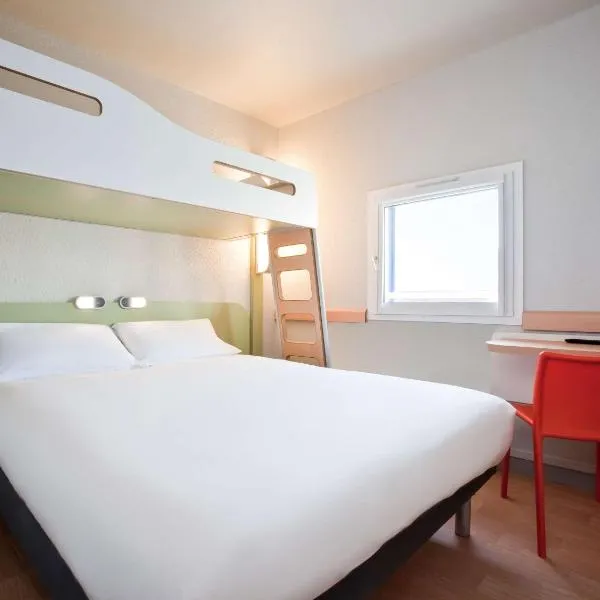 ibis budget Pontault Combault RN4 Marne La Vallée, hôtel à Lésigny