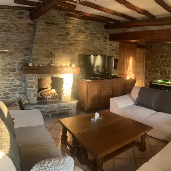 Le Gîte au bord de la Forêt, hotel in Monthermé