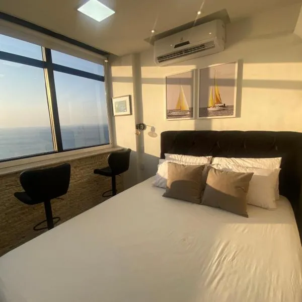 VITORIA MARINA Flat CORREDOR DA VITORIA, hotel in Salvador