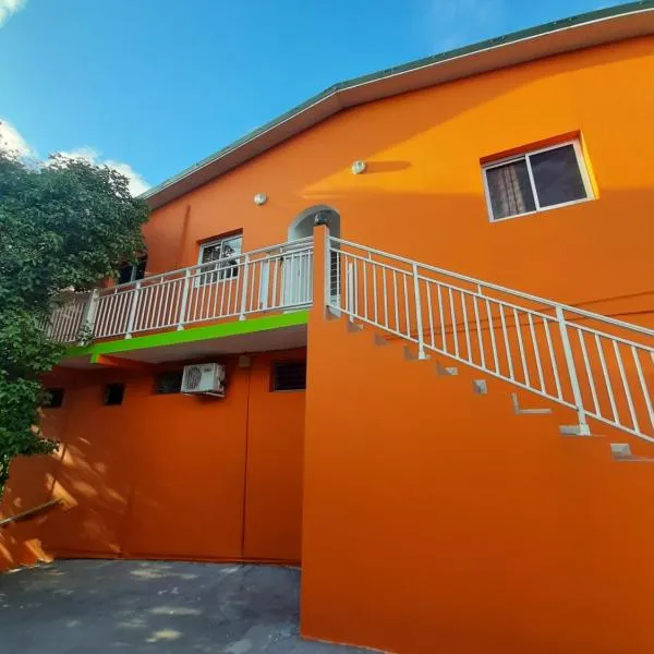 Chez Lilise 2, hotel v destinaci Sainte-Anne