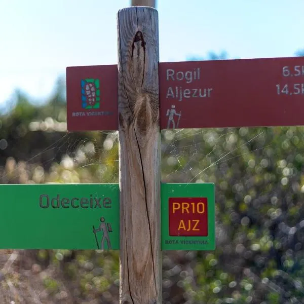 Sunset Room - Hiking & Beach, hotel u gradu Odeseiše