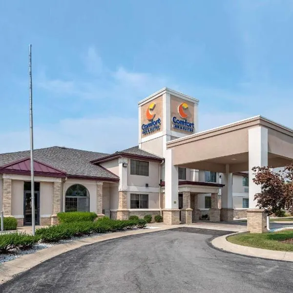 Comfort Inn & Suites Napoleon, hotel en Grand Rapids