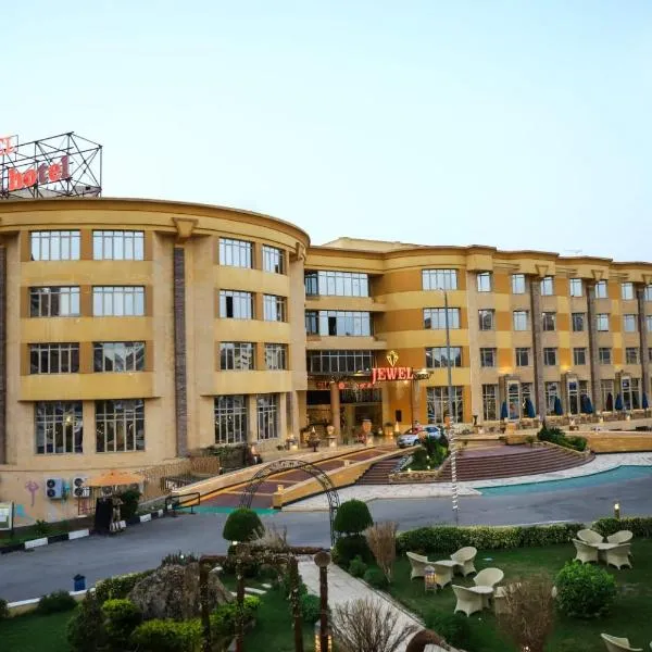 Jewel Glorious Hotel, hotel in Balaqs