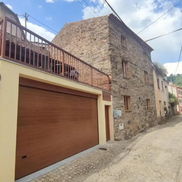 Casa Resineiro com Garagem e Terraço, hotel en Sipote