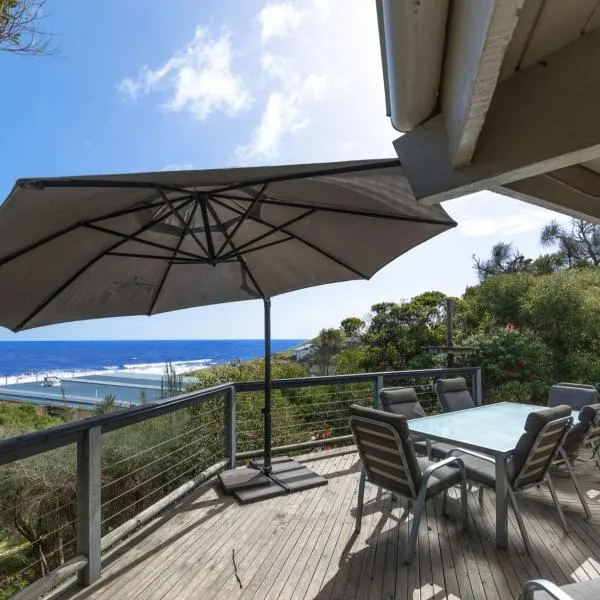 Coorumbene 8 Scenic Way, hotel in Normanville