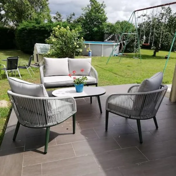 Chambre privée calme,campagne,étape,déplacement pro,abri moto vélo,parking, hotel v destinaci Vaux-sur-Vienne