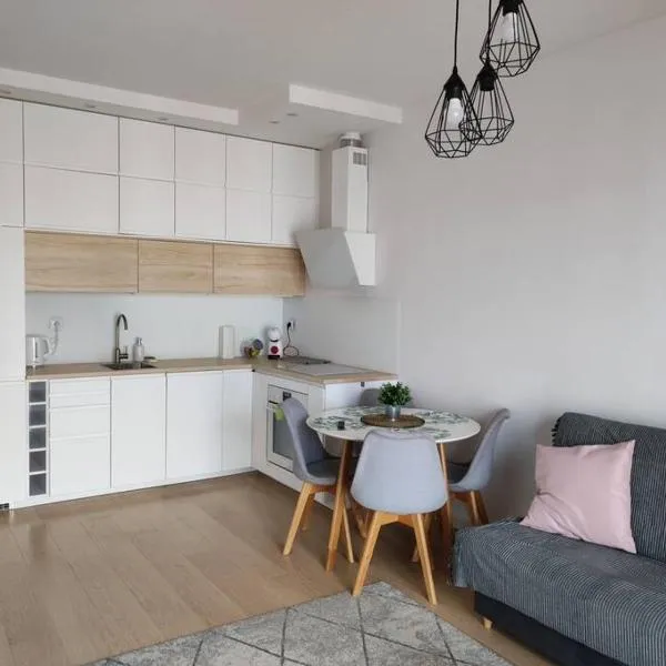 Lovely Apartment vis-a-vis Medicover and Paley Institute, ξενοδοχείο στη Βαρσοβία