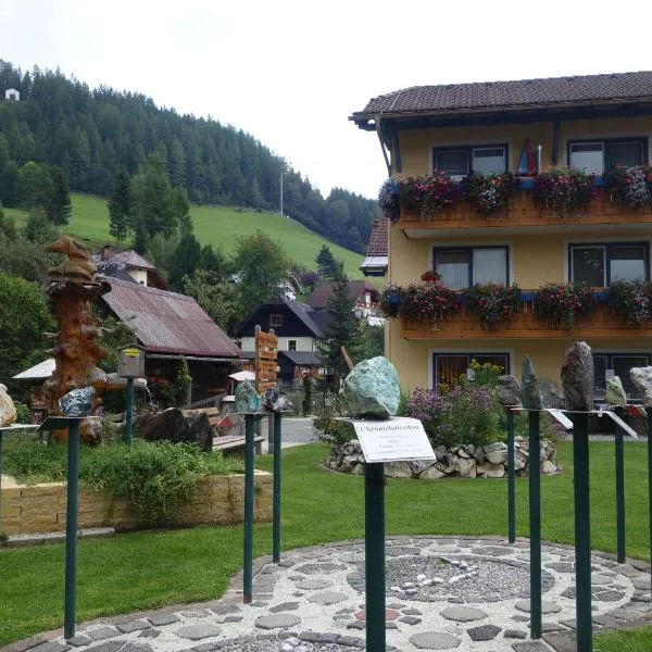 Edelsteinhotel Guniwirt, hotel Krakaudorfban