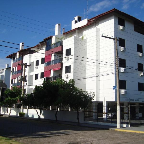Apartamento 2 dorm - 1 quadra do mar - Foto 5