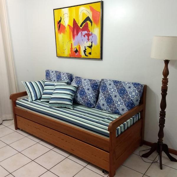 Apartamento 2 dorm - 1 quadra do mar - Foto 2