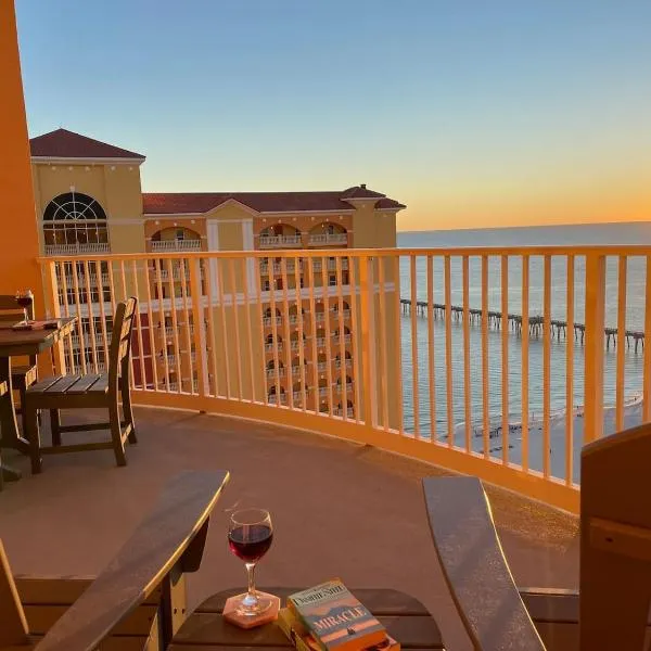 Calypso 3-2303 Penthouse Level w/ Incredible View!, hotel in Panama City Beach