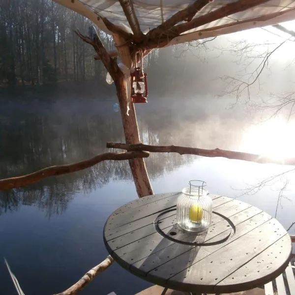 Cabane de l'aventurier, hotell i Saint-Nabord