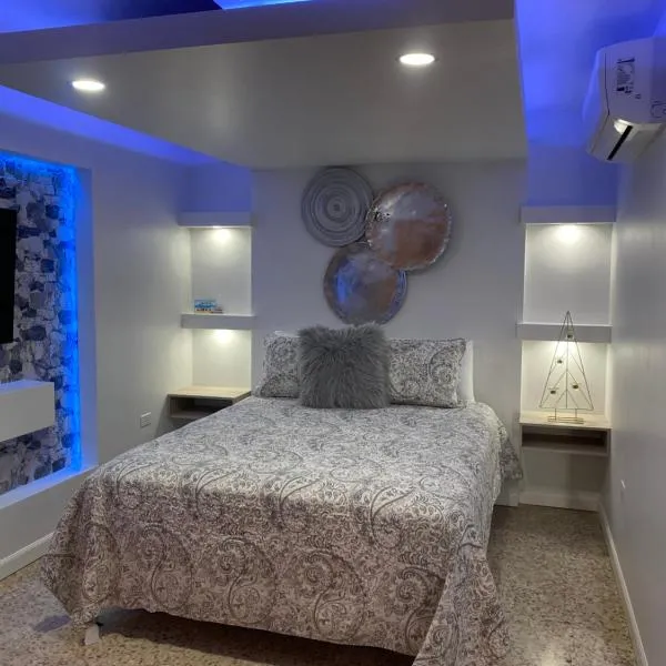Itza-Bella Suites, Hotel in Isabela