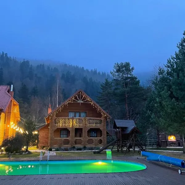Котедж "Villa Затишна", hotel in Mykulychyn