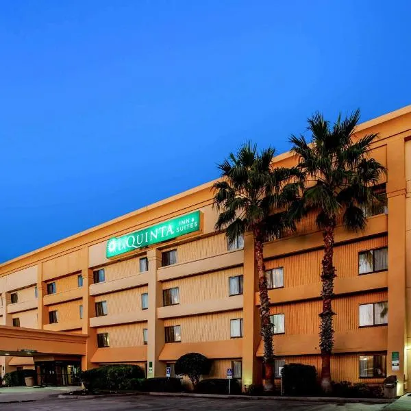 La Quinta by Wyndham Houston Baytown East, hotell sihtkohas Eldon