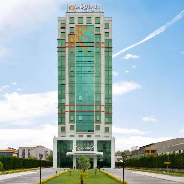 La Quinta by Wyndham Istanbul Gunesli, hotel v destinaci Istanbul