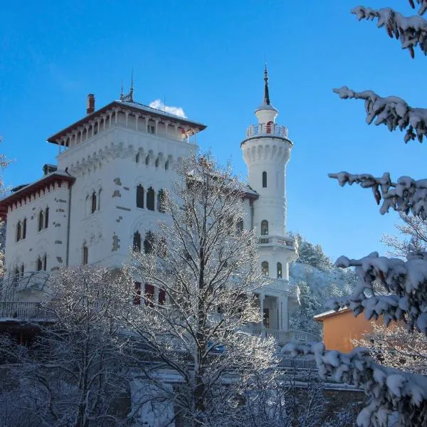 Résidence Château des Magnans by Nevesol, hotel en Jausiers