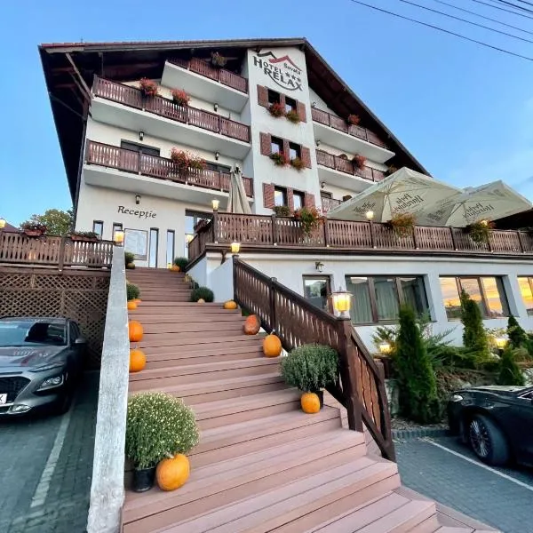 Viesnīca Hotel Relax & Resort Sovata pilsētā Sovata