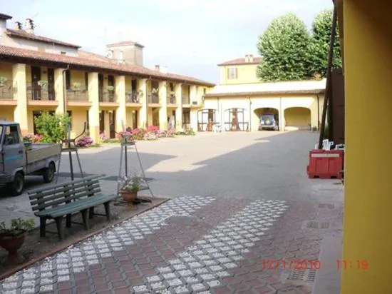 Albergo Dell'angelo, hotel u gradu 'Pontevico'