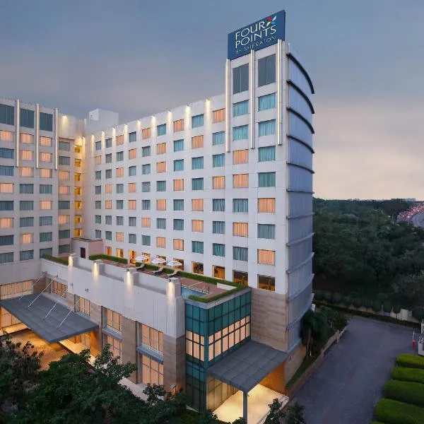 Four Points by Sheraton Hotel and Serviced Apartments Pune, hotel in Mundhva