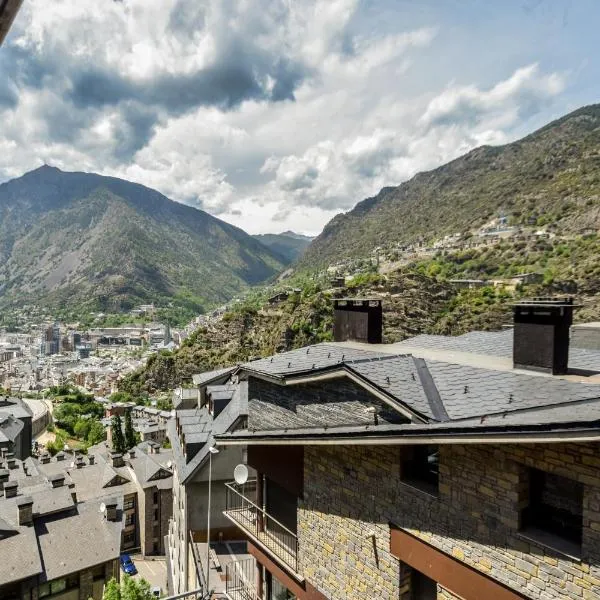Encantador Atico cerca de Caldea, Molleres HUT 6793, ξενοδοχείο σε Escaldes-Engordany
