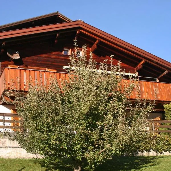 Holiday Home Chalet Ahornen by Interhome, hotel v destinaci Grindelwald