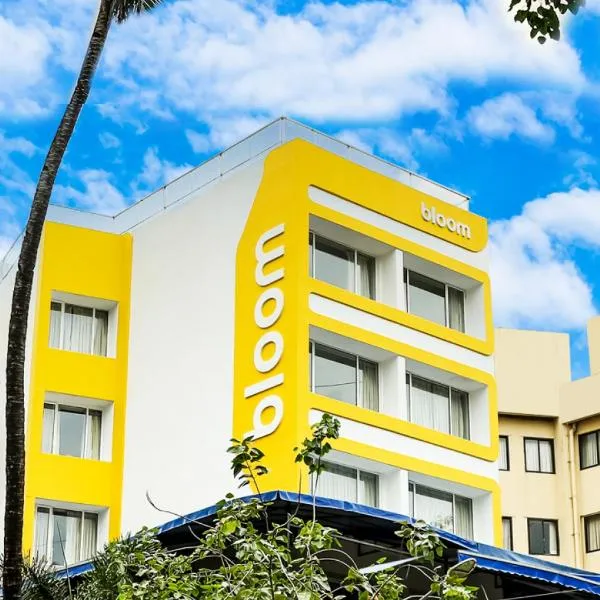Bloom Hotel - Juhu, hotel v mestu Mumbai