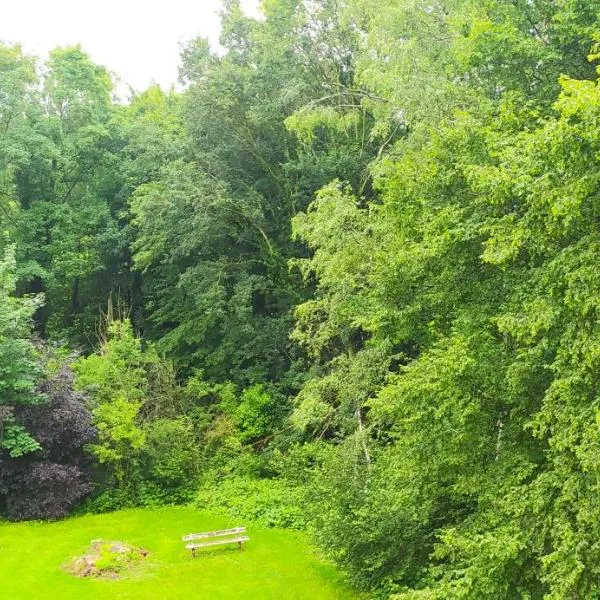 Beau petit Appartement, hotel u gradu 'La Calamine'