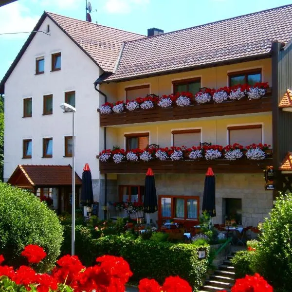 Gasthof Drei Linden, hotel en Obertrubach