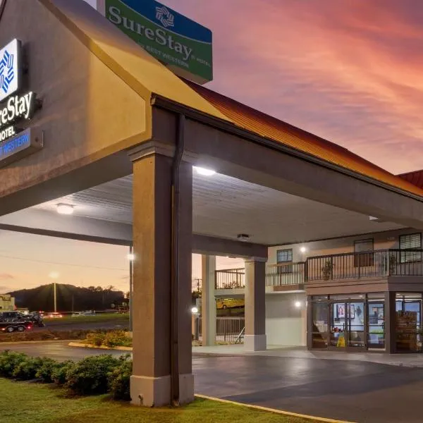 르누아르 시티에 위치한 호텔 SureStay Hotel by Best Western Lenoir City