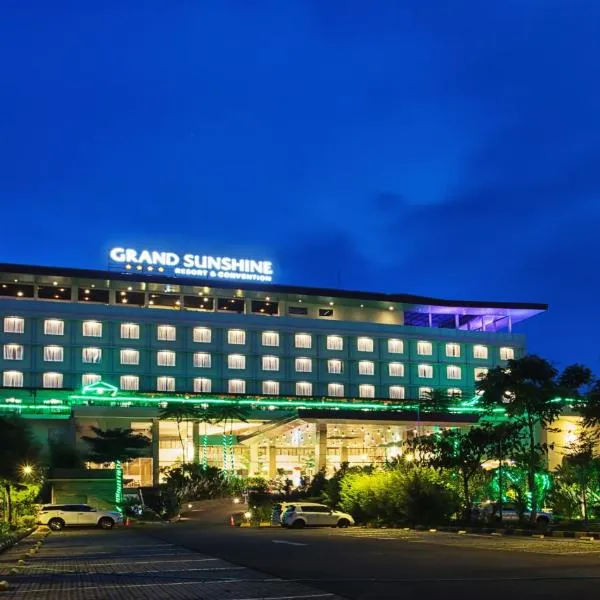 Grand Sunshine Resort & Convention, hotel in Pengalengan