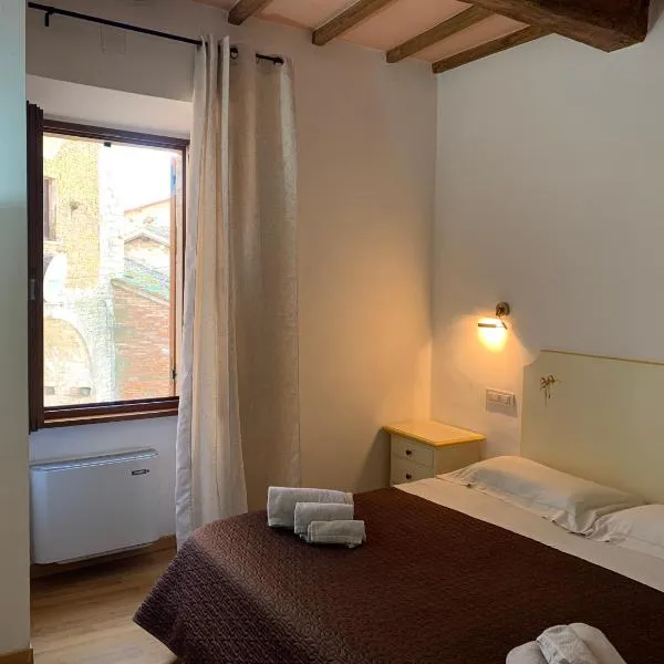 Residenza Via Dante, hotel din Torre deʼ Calzolari
