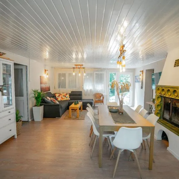 Rózsa Villa Vadkerti tó, hotel v destinaci Soltvadkert