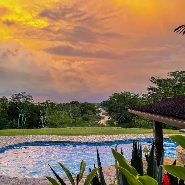 Lagarterita에 위치한 호텔 Private Tropical Paradise - Gatuncrocs