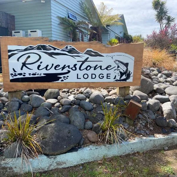 Riverstone Lodge, hotel en Tokaanu