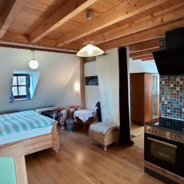 Ferienappartement Rondine Bekond, hotel v destinaci Bekond