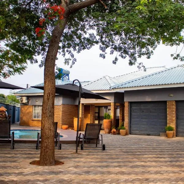 Chitova’s Guesthouse, hotel in Victoria Falls