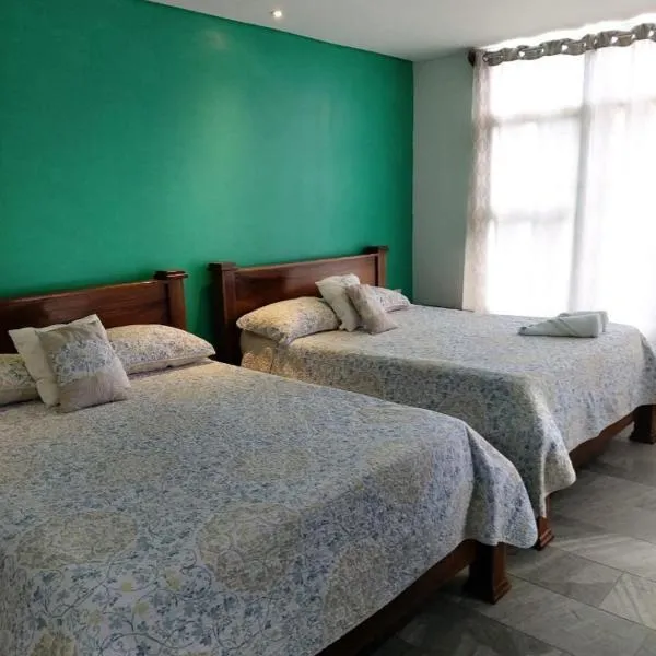 Pura vida apartments, hotel v destinaci Quepos