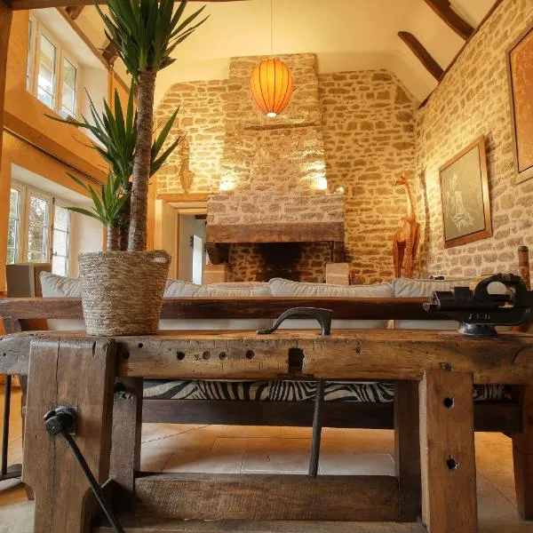 KERBELEG, ferme-manoir du XVè siècle, chambres grand confort, hotel in Riec-sur-Bélon