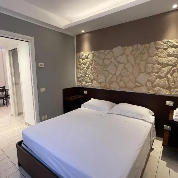 Al Piano 2, hotel in Ancona