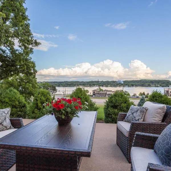 River View Lodge, hotell i Le Claire