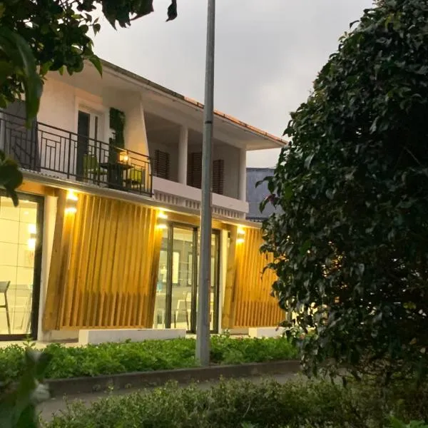 Hôtel le petit randonneur，錫拉奧的飯店