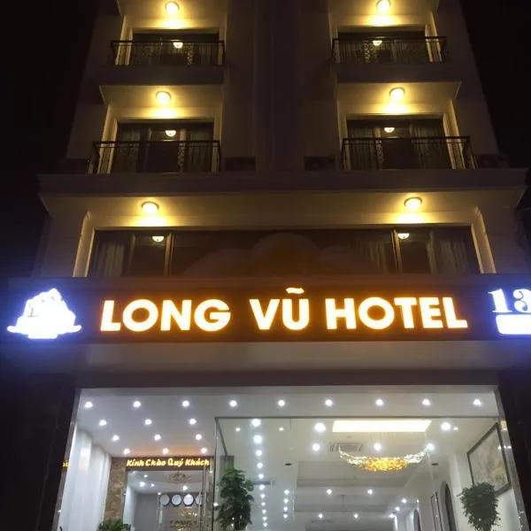 LONG VŨ HOTEL, hotel i Lạng Sơn