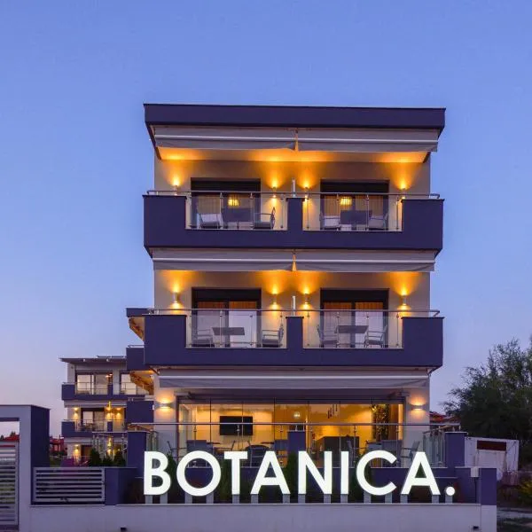 Botanica Luxury Suites、ネオス・マルマラスのホテル