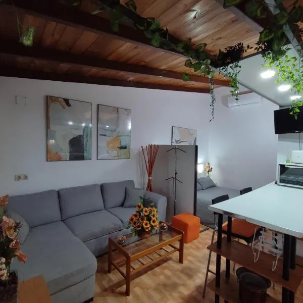 Apartamento 2, Chalet Manzano a 15" de Sevilla, a 30" del Aeropuerto de Sevilla, hotel u gradu Villanueva del Ariscal