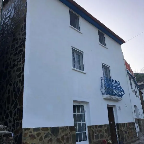 Casa da Carvalha - Ádela, hotel in Açor