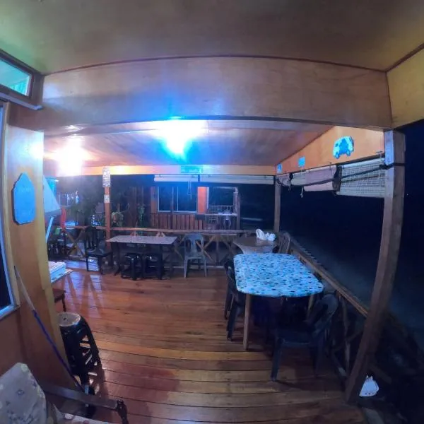 Tajau Laut Guesthouse, hotell sihtkohas Kudat
