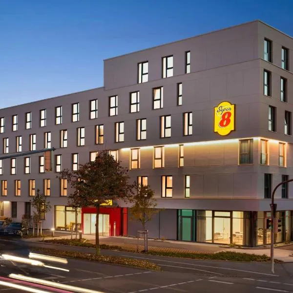 Super 8 by Wyndham Augsburg – hotel w Augsburgu