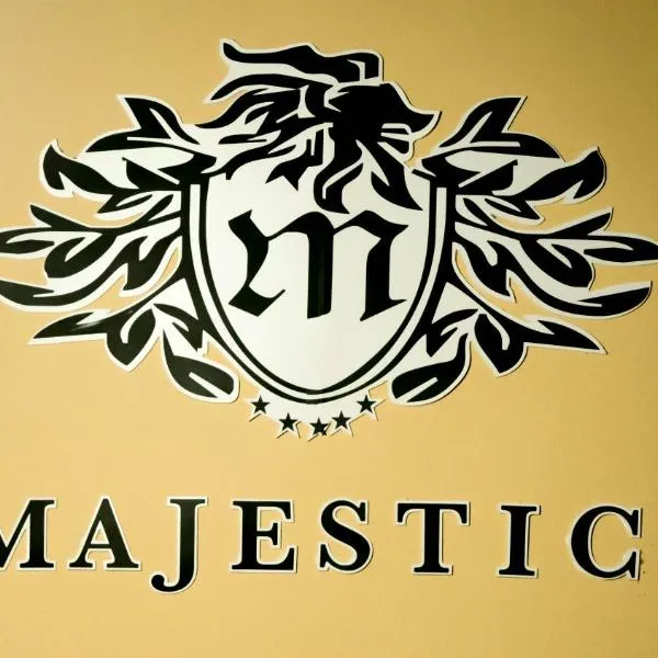 Casa Majestic、カリマネシュティのホテル